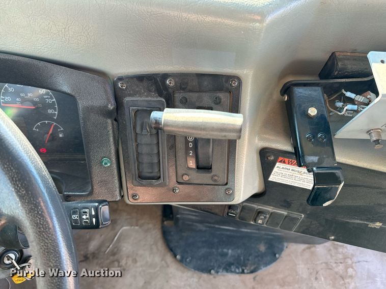 image for item OJ9445 2008 Bluebird Vision school bus