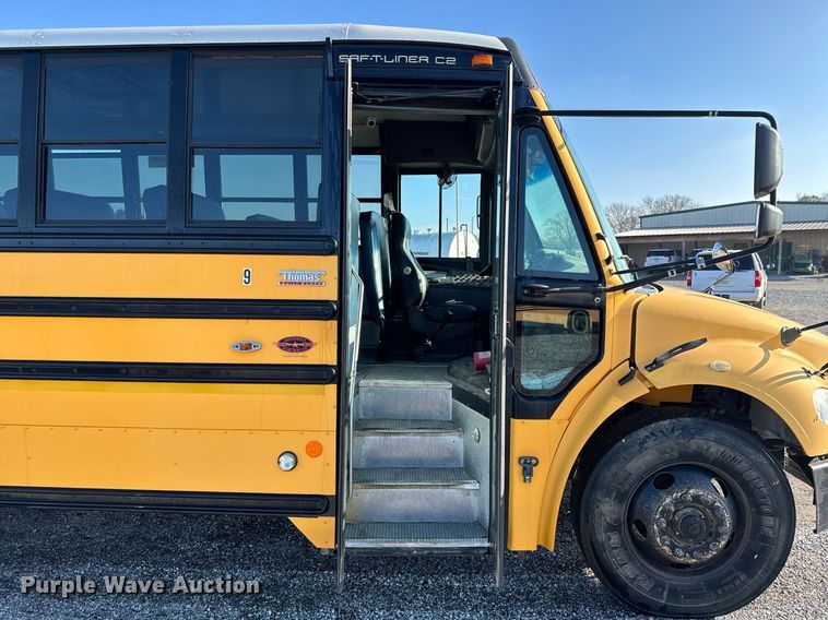 image for item OJ9446 2011 Thomas B2 school bus