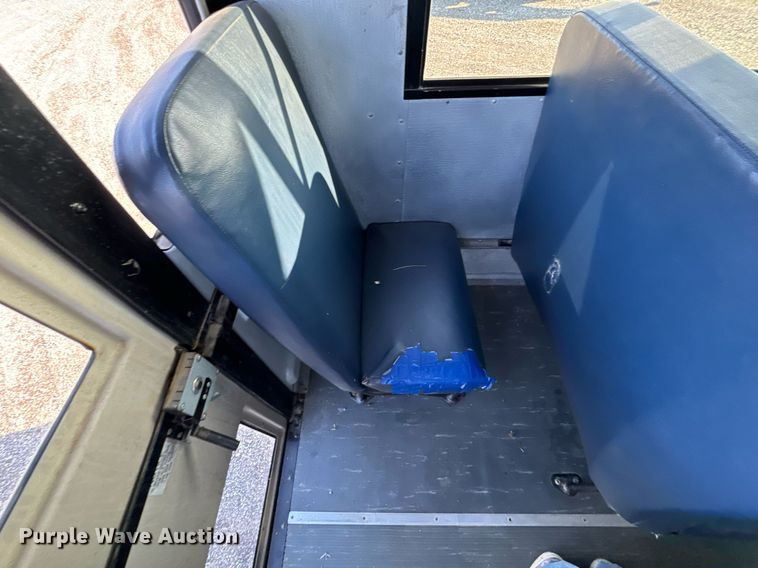 image for item OJ9446 2011 Thomas B2 school bus