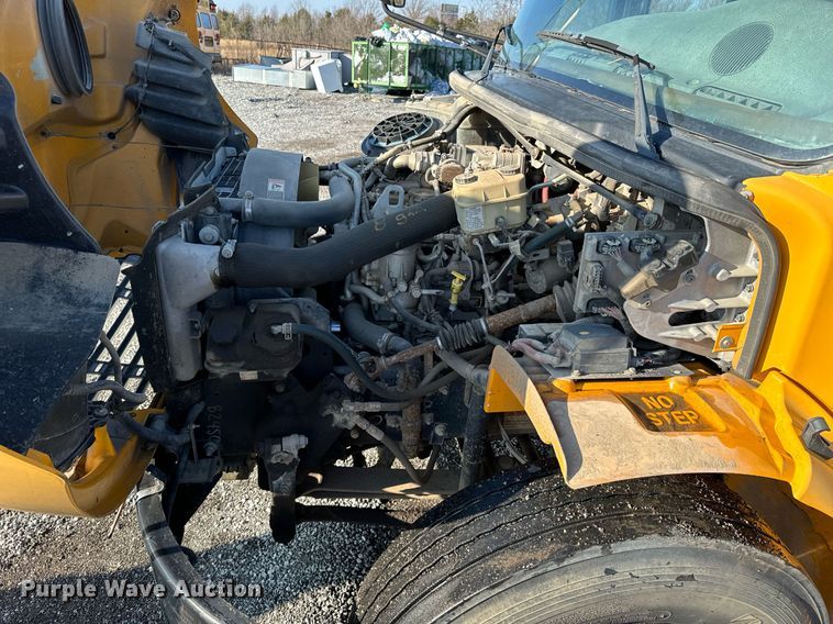 image for item OJ9446 2011 Thomas B2 school bus