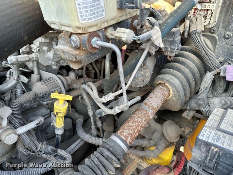 image for item OJ9446 2011 Thomas B2 school bus