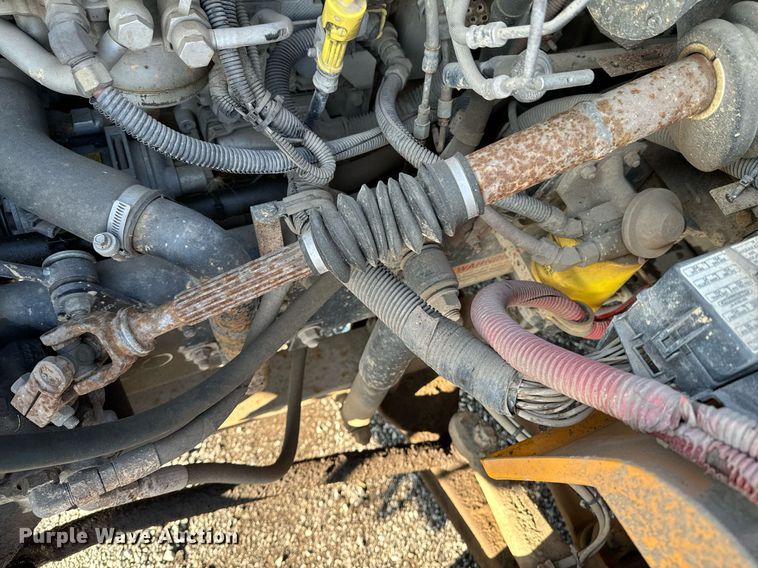 image for item OJ9446 2011 Thomas B2 school bus