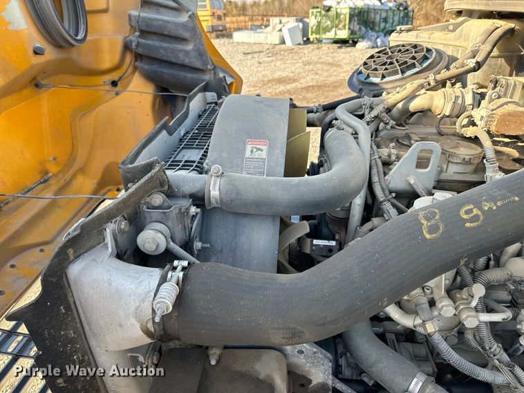 image for item OJ9446 2011 Thomas B2 school bus