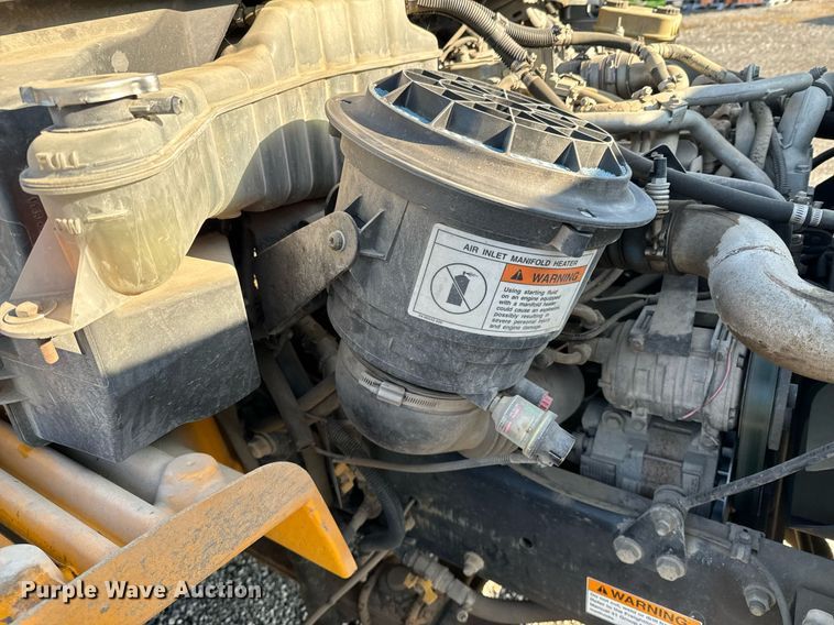 image for item OJ9446 2011 Thomas B2 school bus