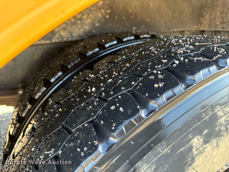 image for item OJ9446 2011 Thomas B2 school bus