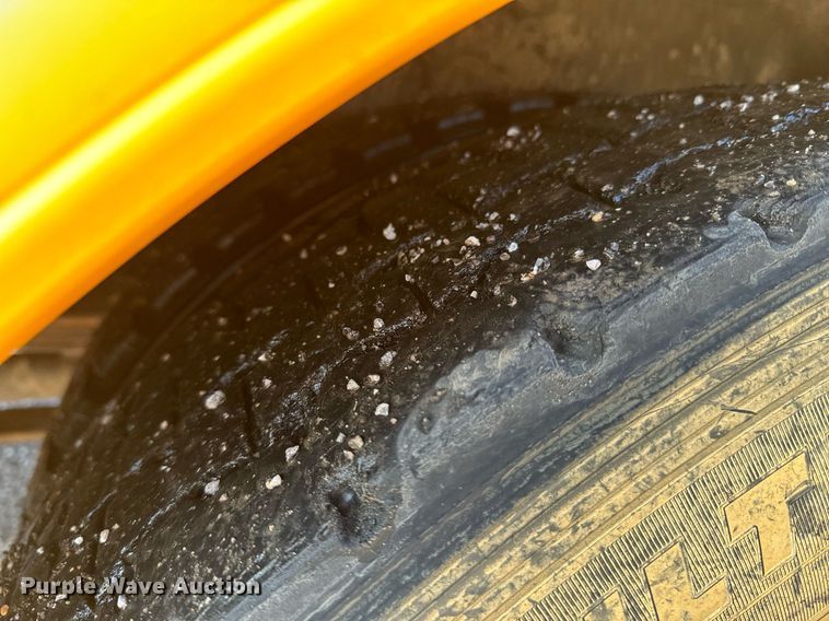 image for item OJ9446 2011 Thomas B2 school bus