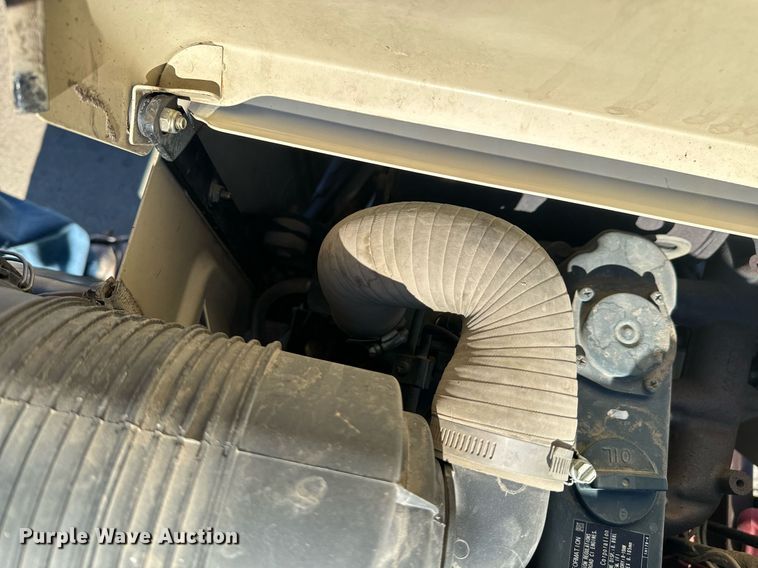 image for item OJ9454 Grasshopper 725D ZTR lawn mower