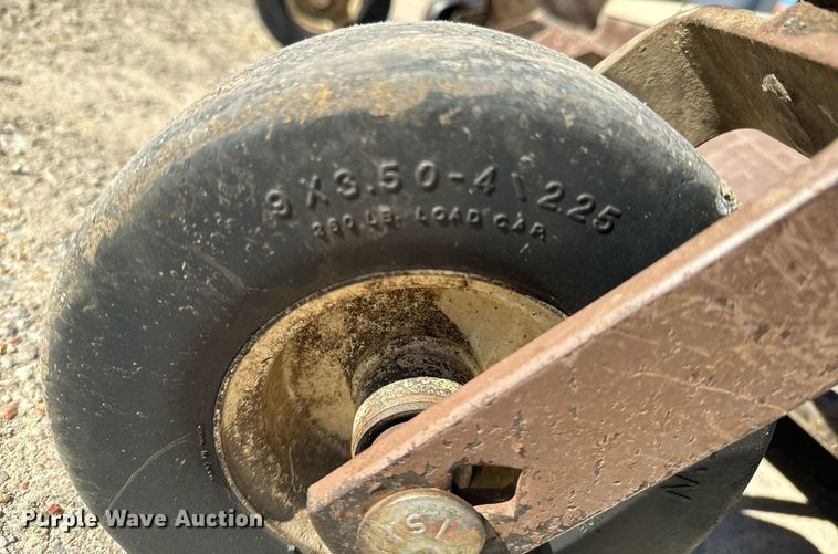 image for item OJ9454 Grasshopper 725D ZTR lawn mower