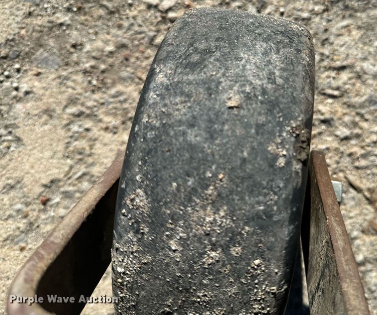 image for item OJ9454 Grasshopper 725D ZTR lawn mower