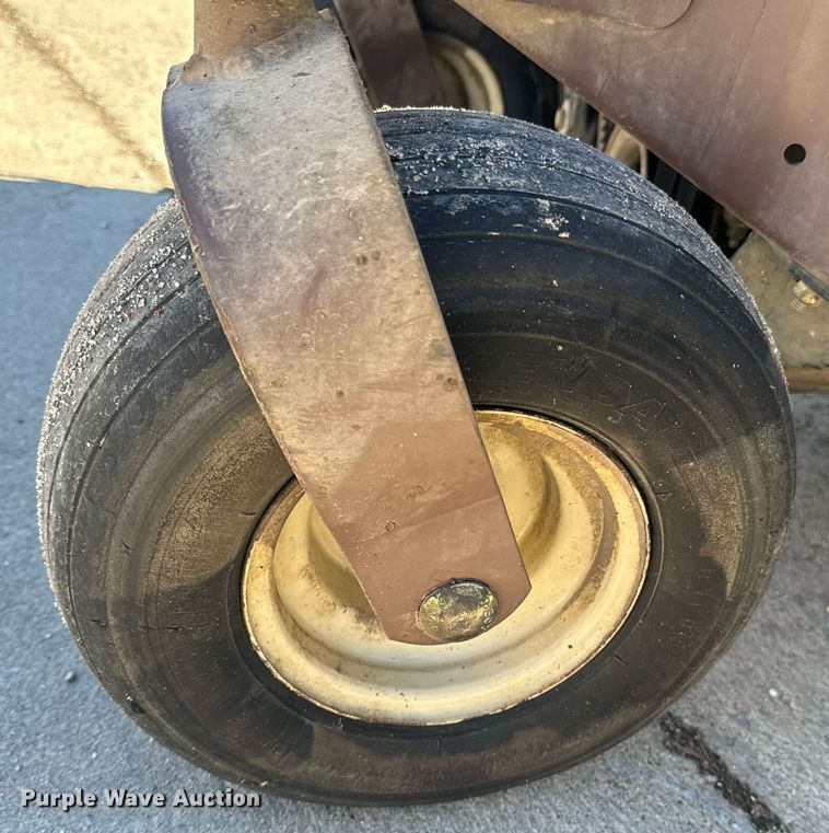 image for item OJ9454 Grasshopper 725D ZTR lawn mower