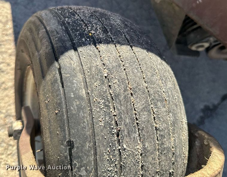 image for item OJ9454 Grasshopper 725D ZTR lawn mower