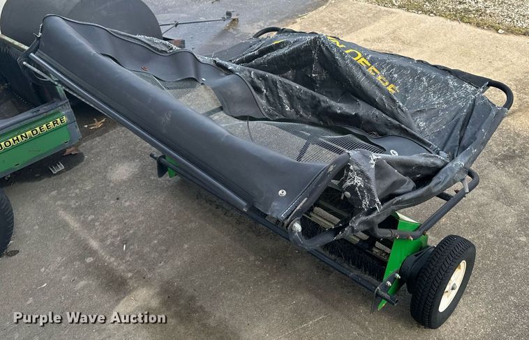 image for item OJ9460 Lawn tractor attachments