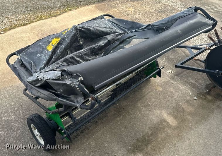 image for item OJ9460 Lawn tractor attachments