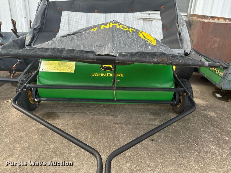 image for item OJ9460 Lawn tractor attachments