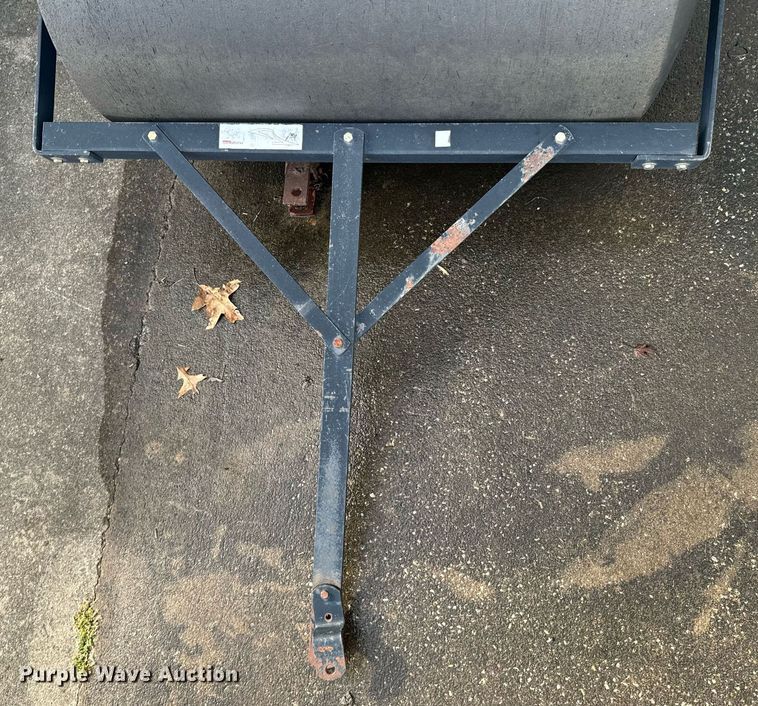 image for item OJ9460 Lawn tractor attachments