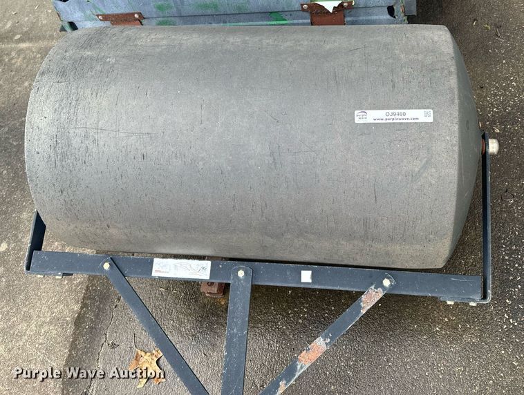 image for item OJ9460 Lawn tractor attachments