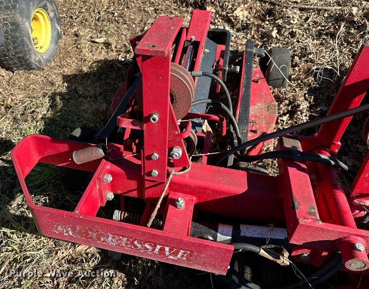 image for item OM9757 Progressive  Pro-Flex 120 batwing finish mower