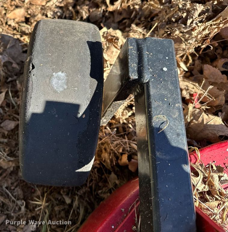 image for item OM9757 Progressive  Pro-Flex 120 batwing finish mower