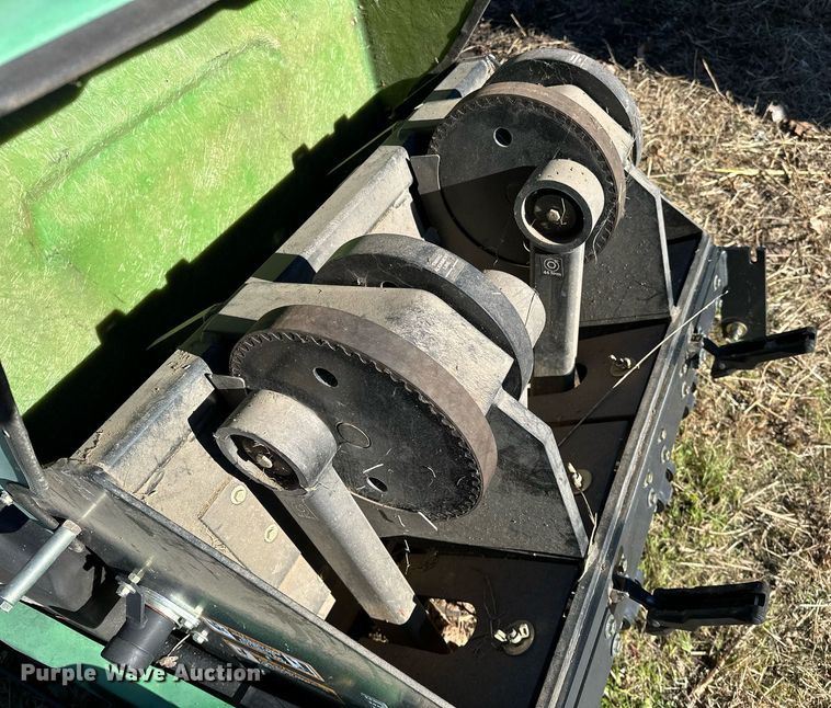 image for item OM9758 John Deere  Aercore 800 aerator