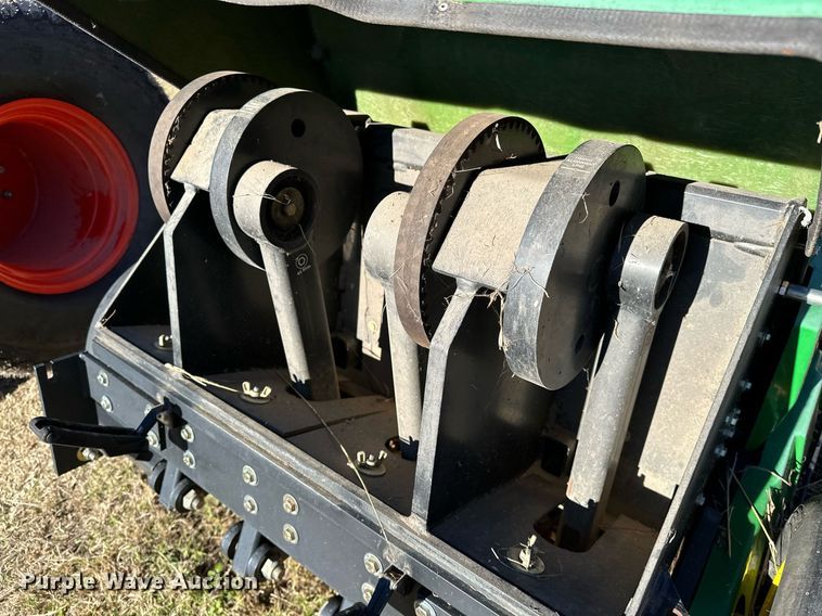 image for item OM9758 John Deere  Aercore 800 aerator