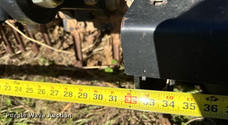 image for item OM9758 John Deere  Aercore 800 aerator