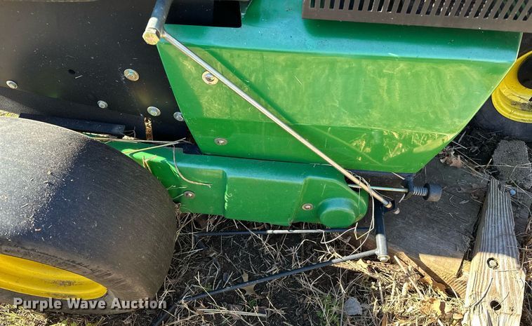 image for item OM9758 John Deere  Aercore 800 aerator