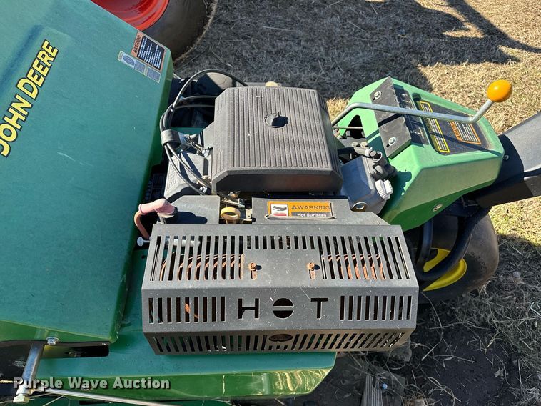 image for item OM9758 John Deere  Aercore 800 aerator