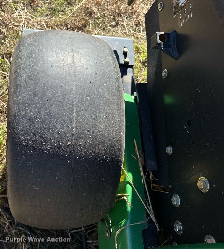 image for item OM9758 John Deere  Aercore 800 aerator