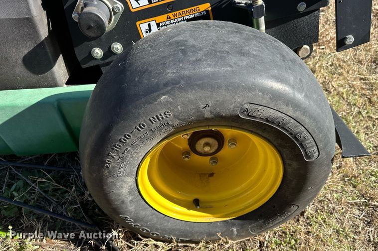 image for item OM9758 John Deere  Aercore 800 aerator