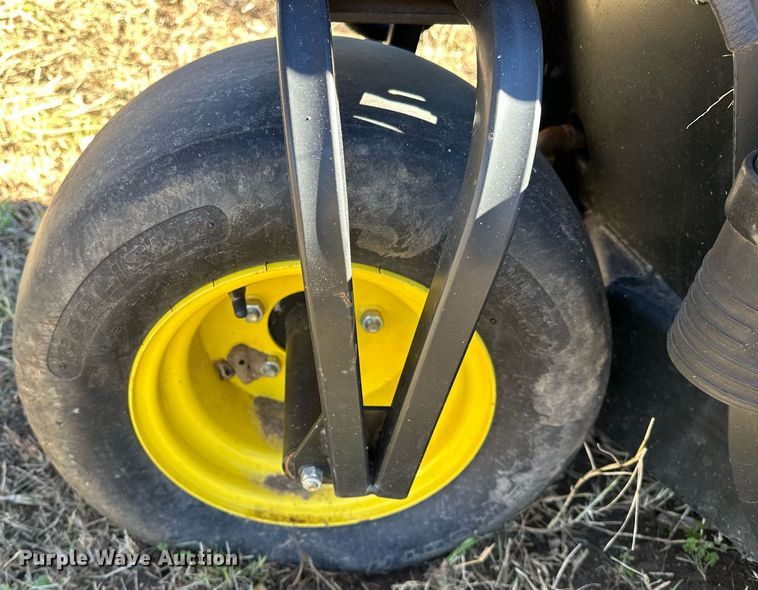 image for item OM9758 John Deere  Aercore 800 aerator