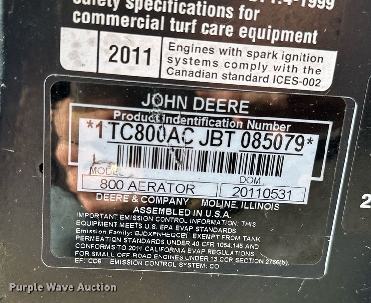 image for item OM9758 John Deere  Aercore 800 aerator