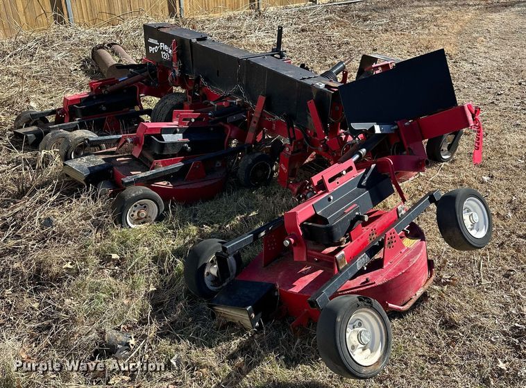 image for item OM9759 Progressive  Pro-Flex 120 batwing finish mower