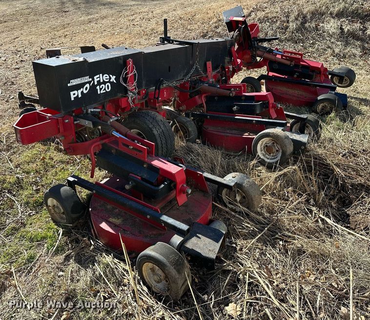 image for item OM9759 Progressive  Pro-Flex 120 batwing finish mower