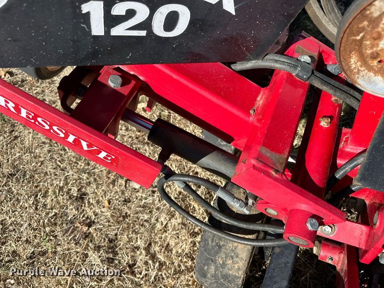 image for item OM9759 Progressive  Pro-Flex 120 batwing finish mower