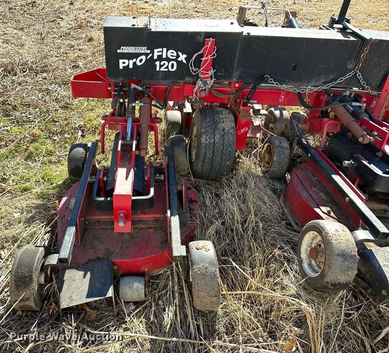 image for item OM9759 Progressive  Pro-Flex 120 batwing finish mower