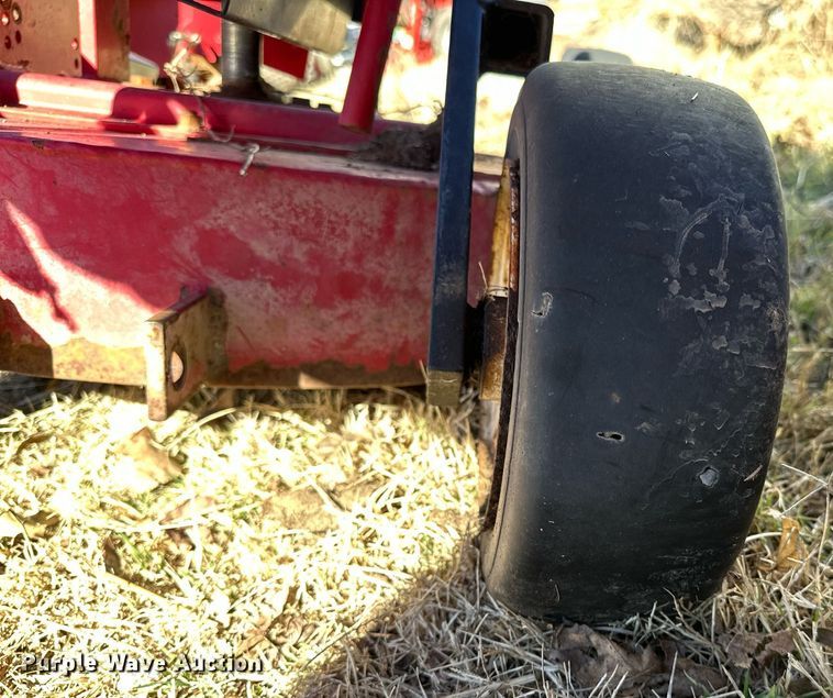 image for item OM9759 Progressive  Pro-Flex 120 batwing finish mower