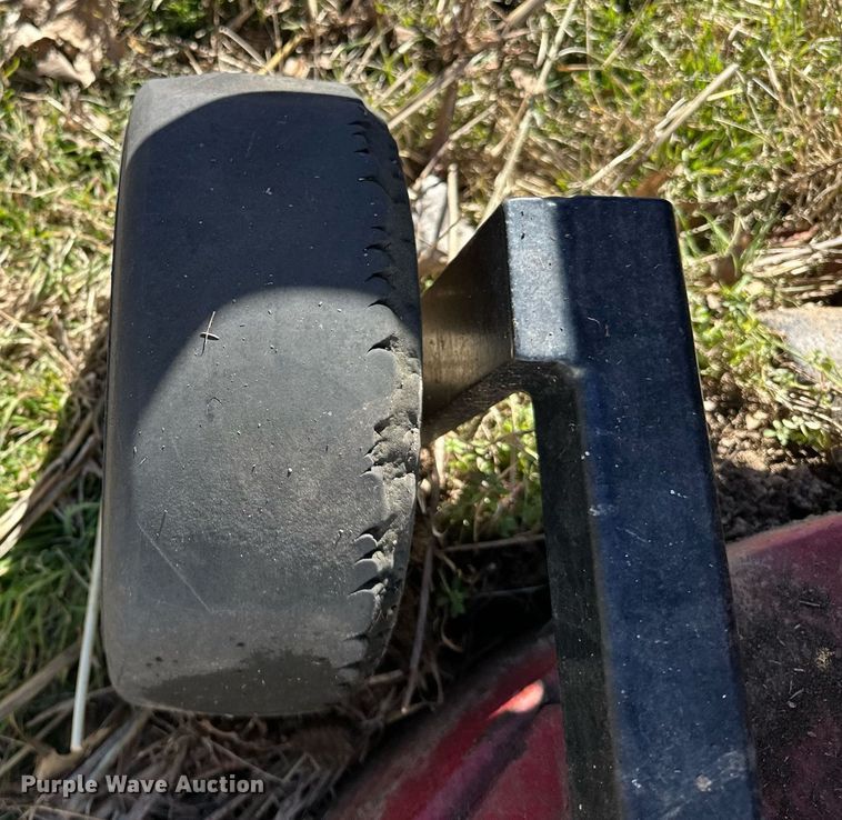 image for item OM9759 Progressive  Pro-Flex 120 batwing finish mower