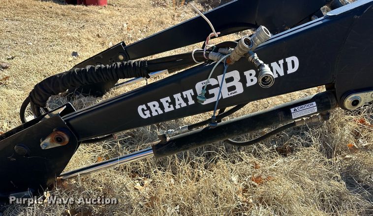 image for item OM9760 Great Bend 2045 loader