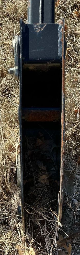 image for item OM9760 Great Bend 2045 loader