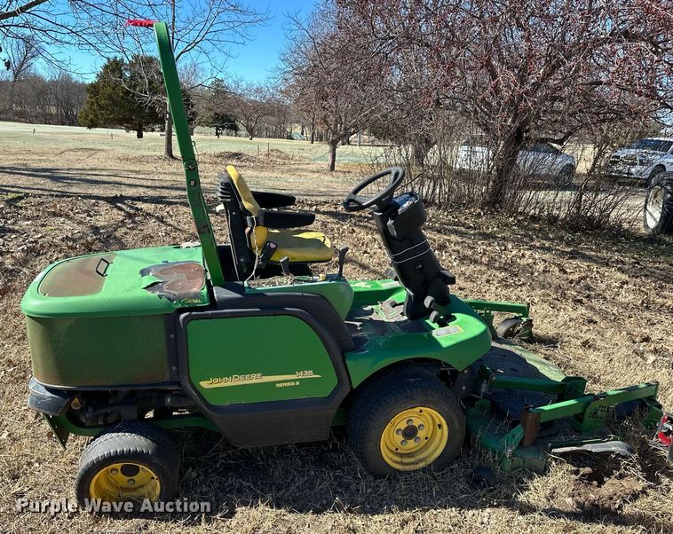 image for item OM9763 John Deere  1435 Series II lawn mower