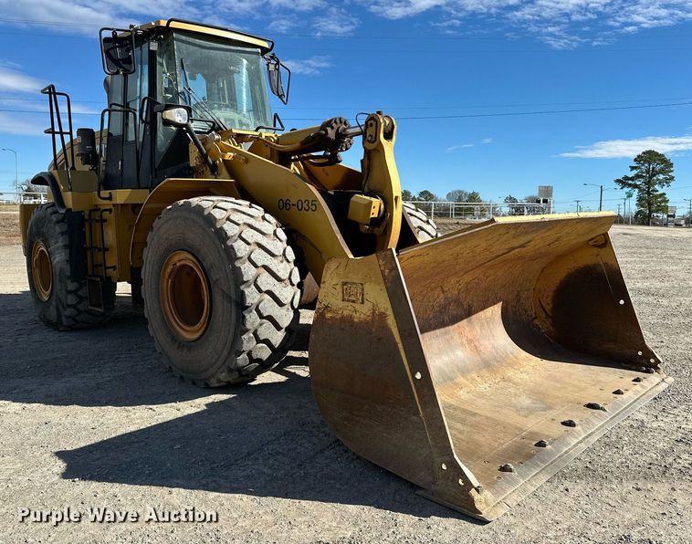image for item OM9779 2010 Caterpillar  972H wheel loader