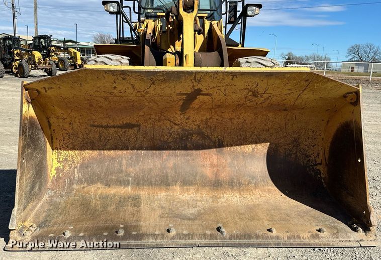 image for item OM9779 2010 Caterpillar  972H wheel loader