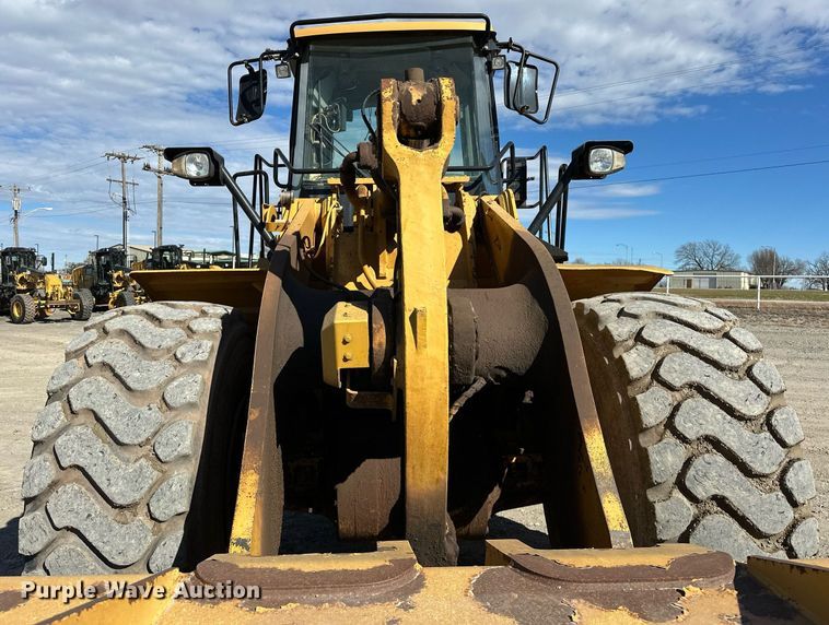 image for item OM9779 2010 Caterpillar  972H wheel loader