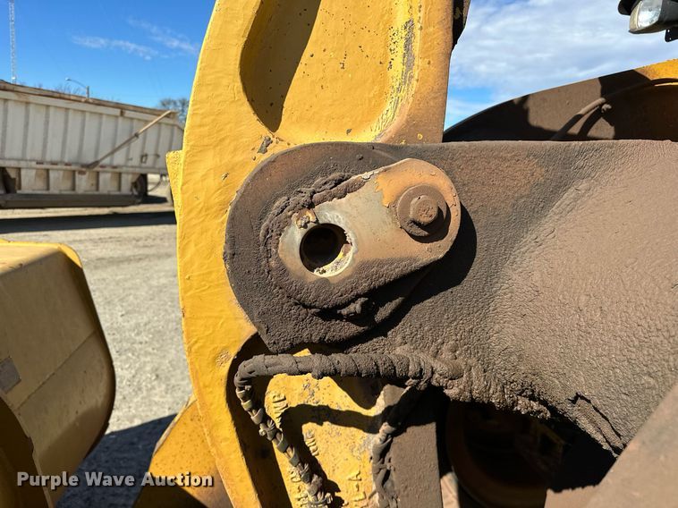 image for item OM9779 2010 Caterpillar  972H wheel loader