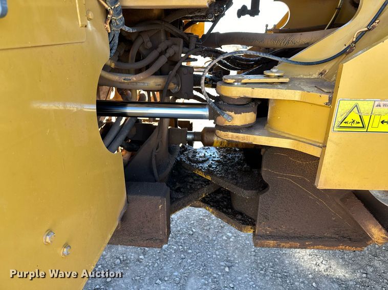 image for item OM9779 2010 Caterpillar  972H wheel loader