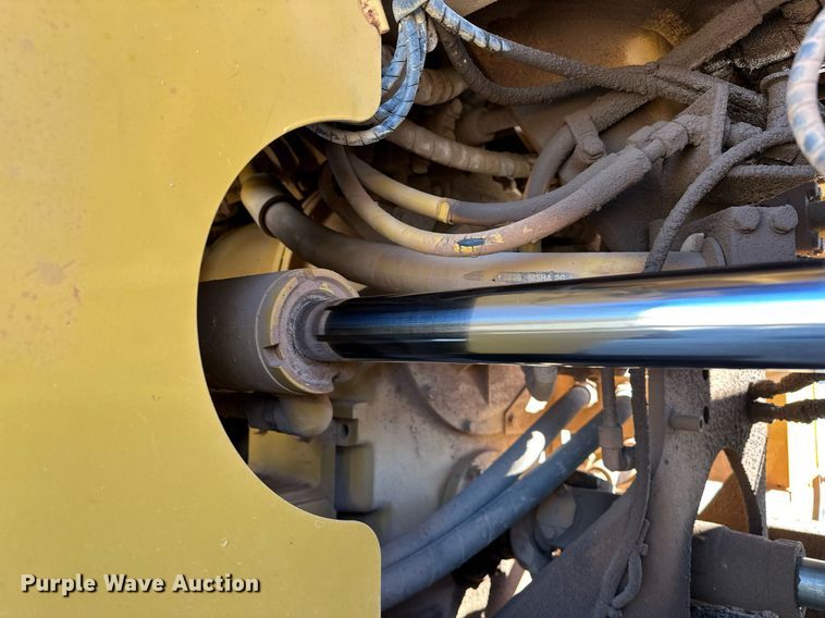 image for item OM9779 2010 Caterpillar  972H wheel loader