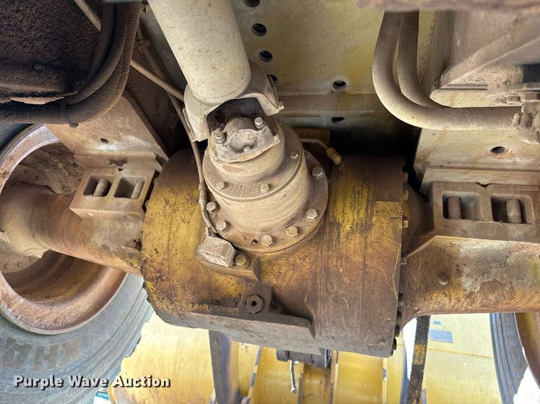 image for item OM9779 2010 Caterpillar  972H wheel loader