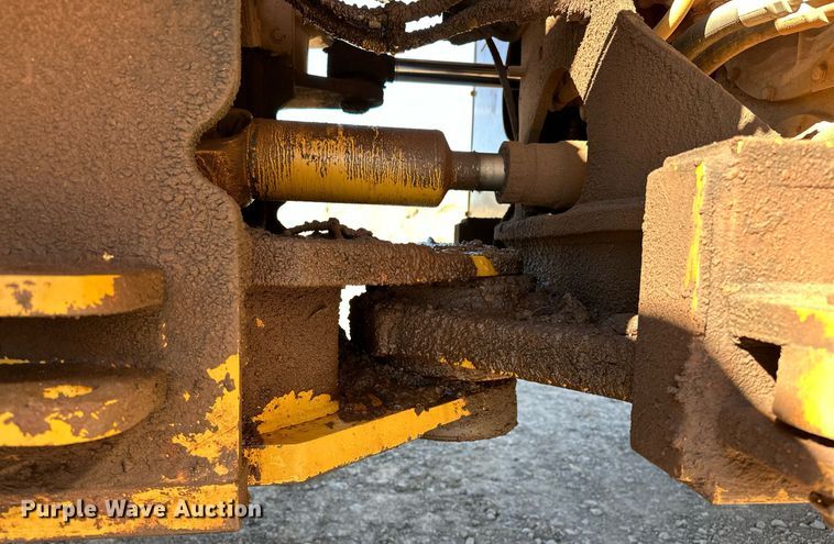 image for item OM9779 2010 Caterpillar  972H wheel loader