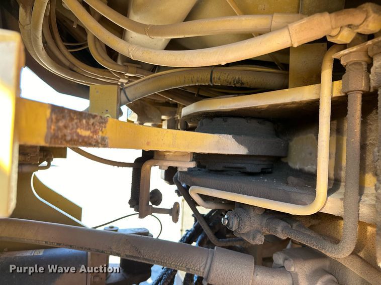 image for item OM9779 2010 Caterpillar  972H wheel loader