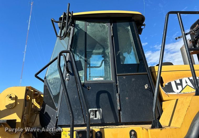 image for item OM9779 2010 Caterpillar  972H wheel loader
